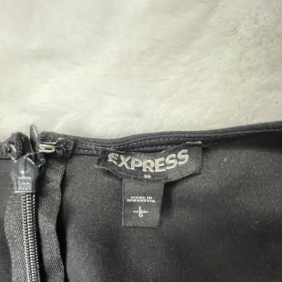 Express Womens Pitch Black V-Neck Jumpsuit Tie Waist SS Elegant $98 NEW Classic - Picture 3 of 10